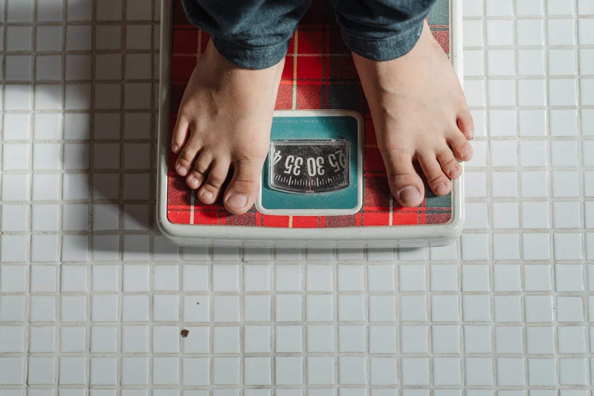 Les étapes essentielles pour perdre 20 kilos de façon saine et durable